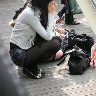Chinese Candid 2008-Fashion pantyhose shorts Shanghai