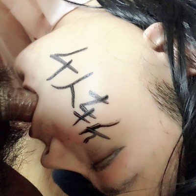 女装した少年