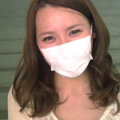 マスクdeデート4　マスクで口元を隠した23歳の若妻しおりんさんとデート