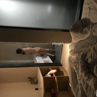 圣诞夜酒吧小妹