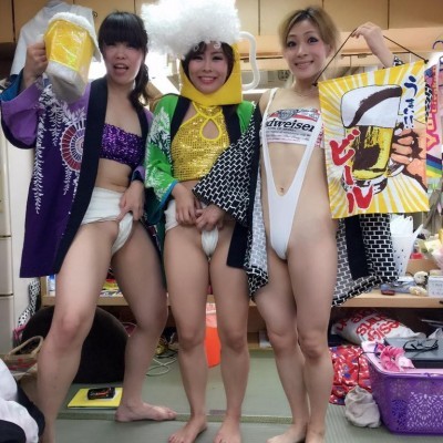 ストリップ楽屋風景