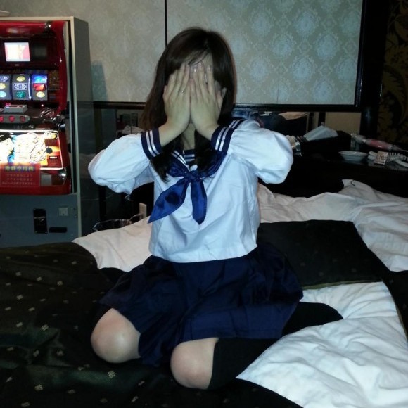 友達セーラ服
